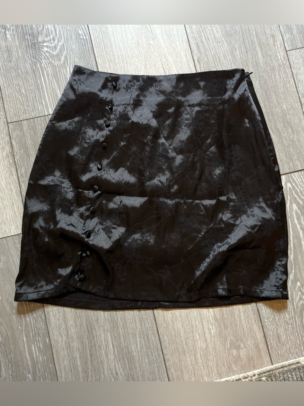 Blue Rain Francesca’s Mini Black Faux Silk Skirt Size Small